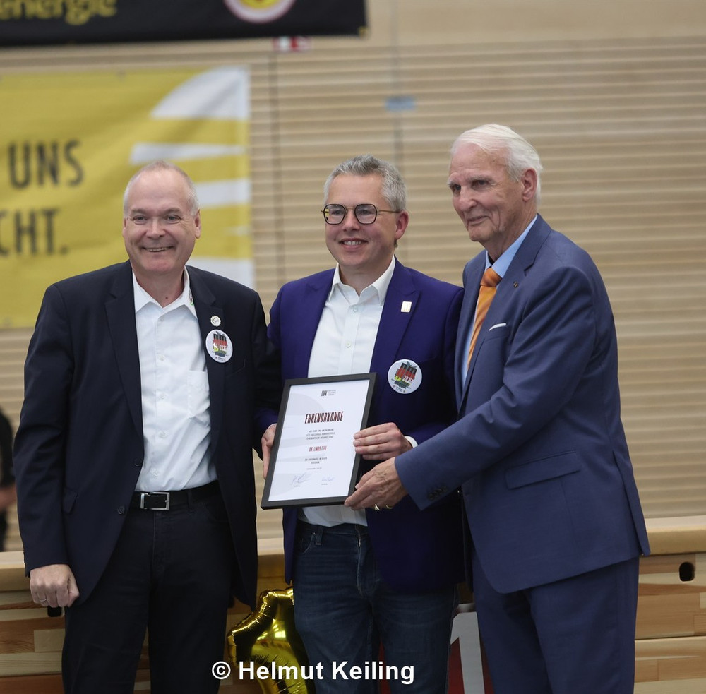 Hubert Martens, Dr. Linus Tepe, Matthias Fell (v.l.)